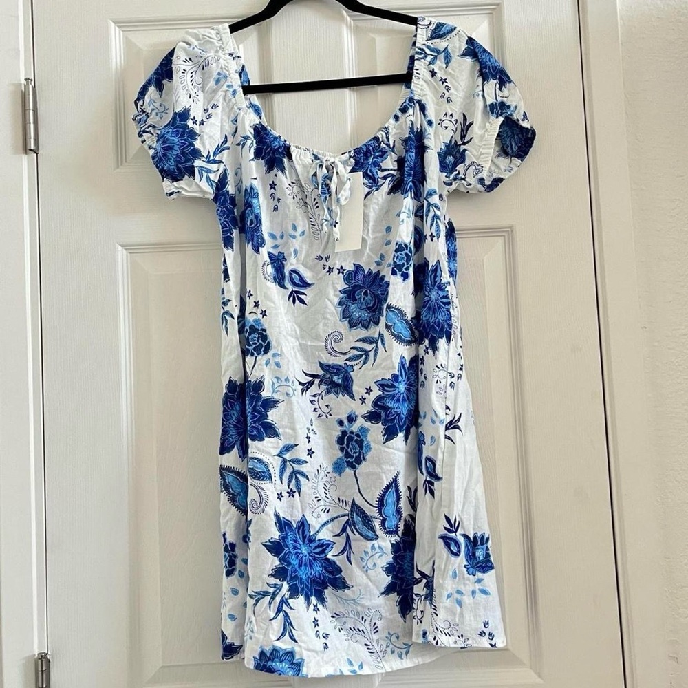 New with tag: Linen Blend White Mini Dress with Blue Floral Print - Picture 2 of 3